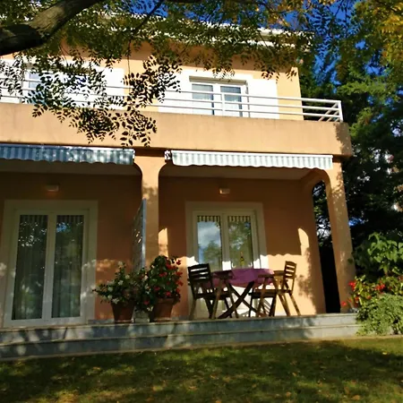 Obiteljska Kuca Silva Apartman *