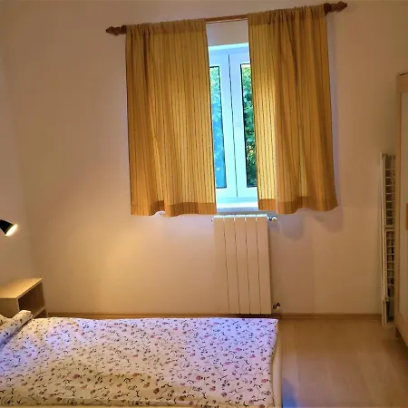 Obiteljska Kuca Silva Appartamento Pola
